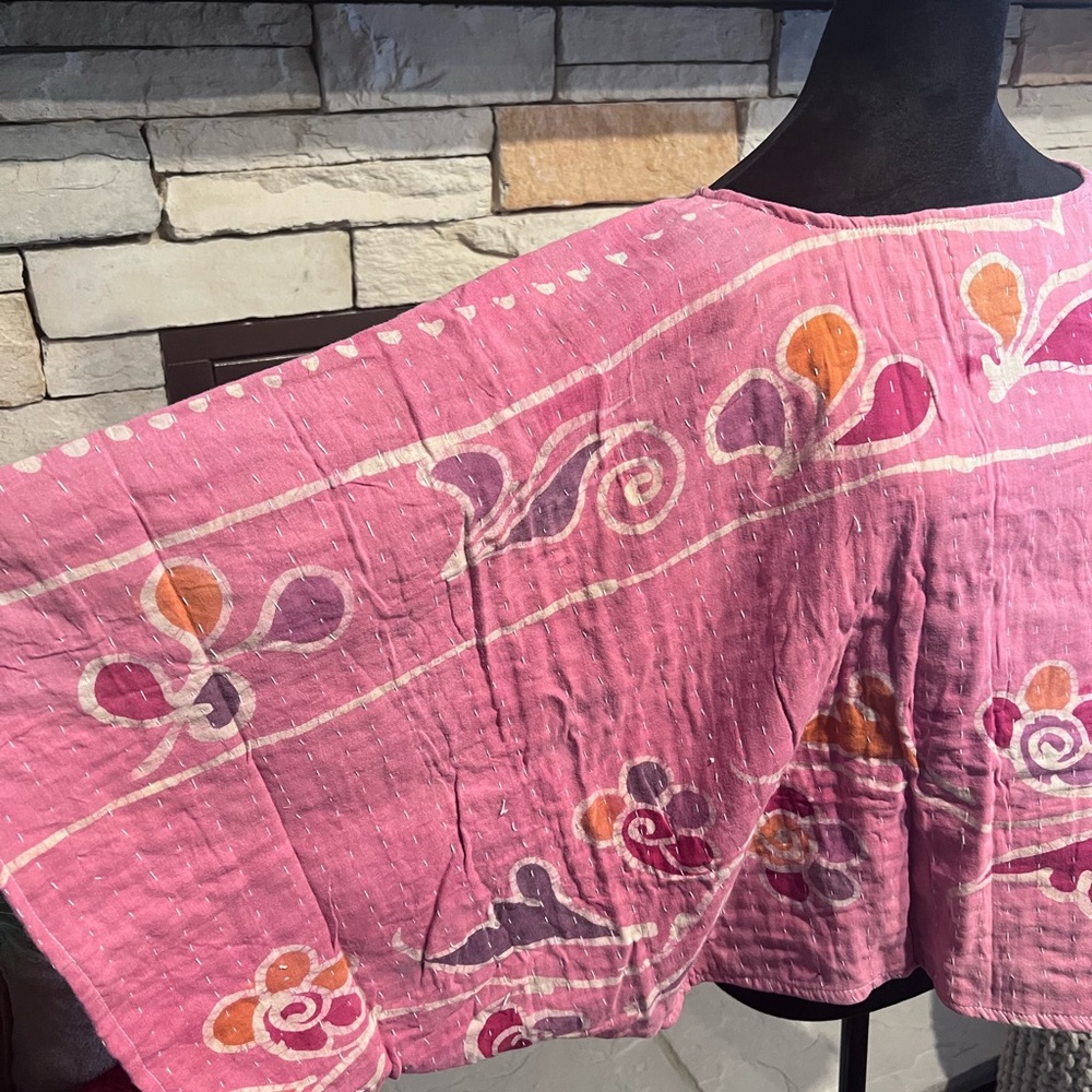 Kantha Reversible Top - Picture 3 of 8